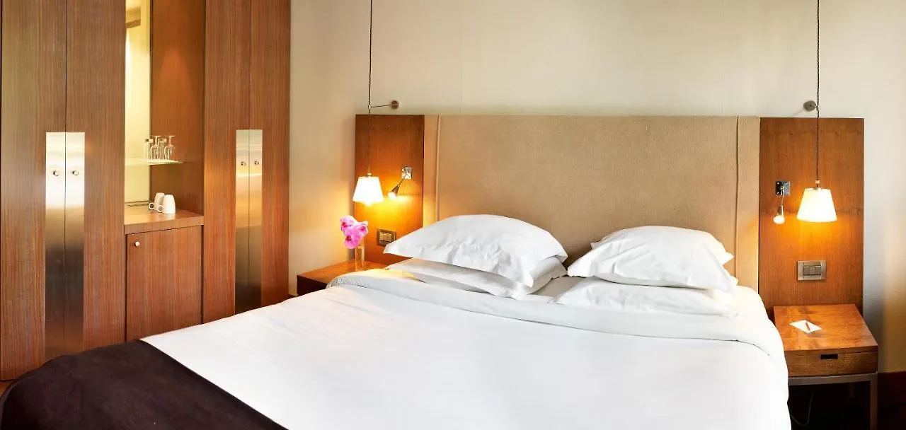 Grand Champs-elysees Hotell Paris