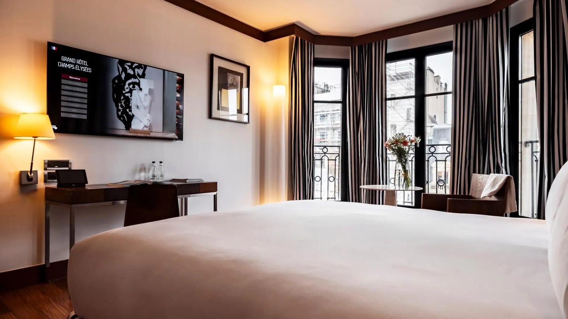Grand Champs-elysees Hotell 5*