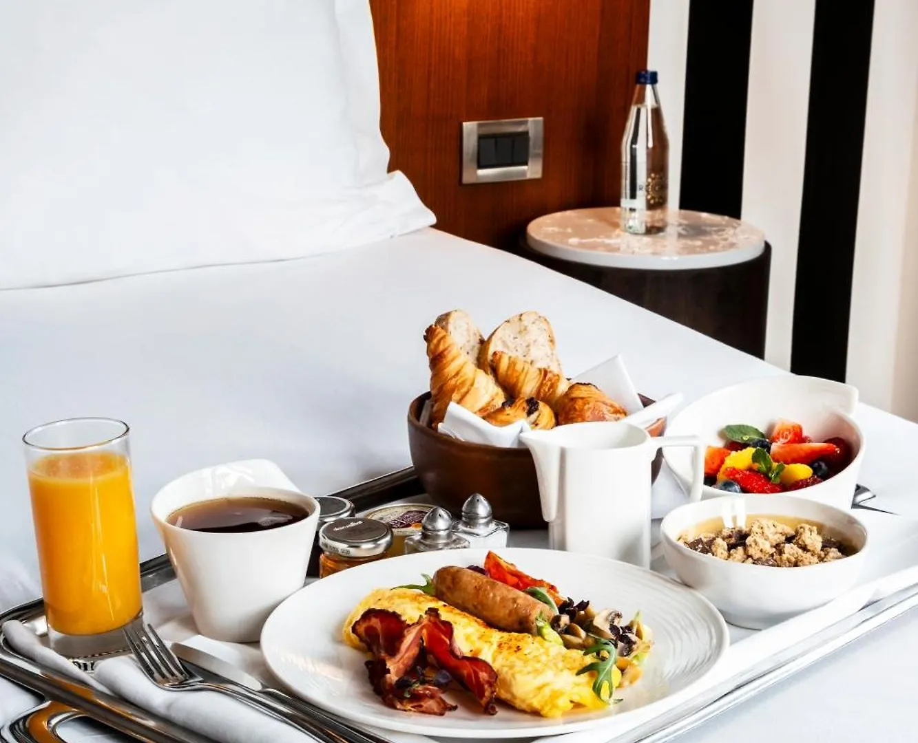 Hotell Grand Champs-elysees 5*