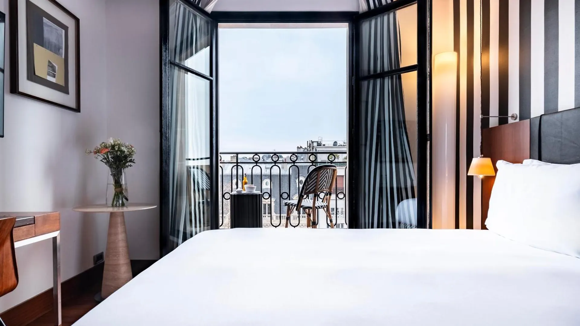 Hotel Grand Champs-elysees Paris
