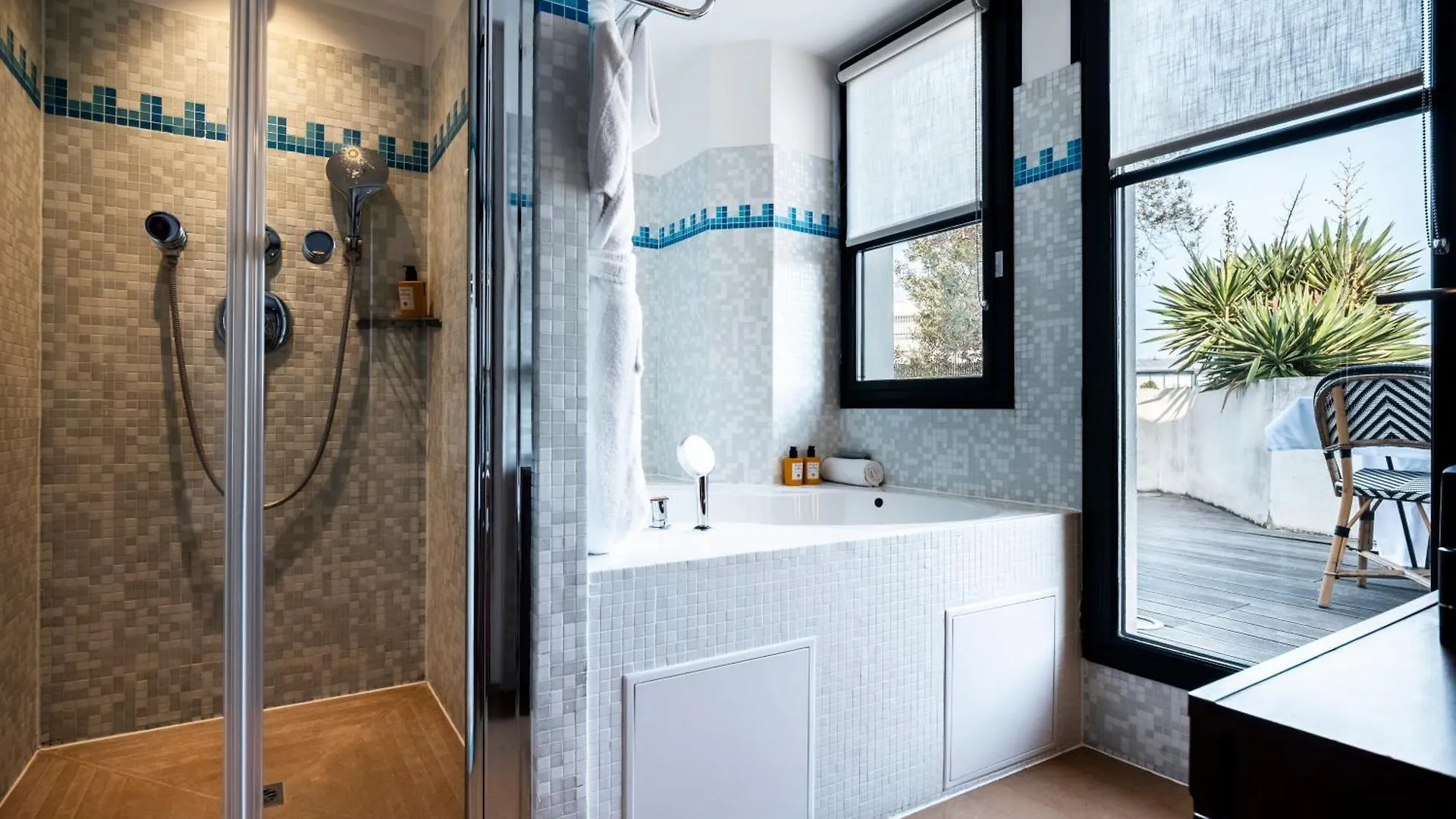 Grand Champs-elysees Hotel Paris