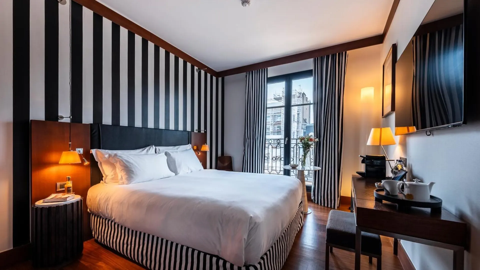 Hotel Grand Champs-elysees