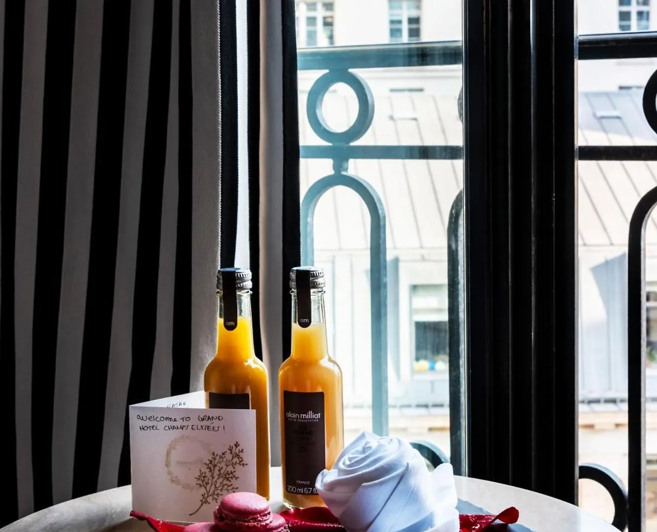 Grand Champs-elysees Hotel Paris